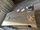 Gratis TV kast en Salontafel 