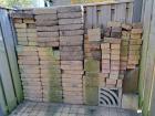 Tuin of straatstenen