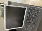 computterscherm,toetsenbord  met kabels