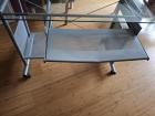 Bureau metalen onderstel glazenblad