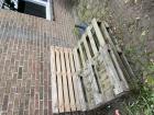 4 pallets