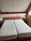 Tweepersoons boxspring 2 x 90 cm x 210 cm