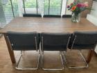 Eettafel  1:80x 0:90