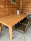 tafel met 4 stoelen