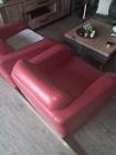 2 mooi onderhouden rode zitstoelen
