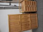 Rotan dressing en bijbehorend kastje met lades in goede staat