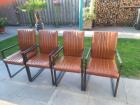 Gratis af te halen 4 eetkamer stoelen