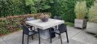 Robuuste stenen tuintafel