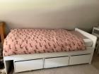 Släkt bed ikea