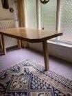 Sterke houten tafel