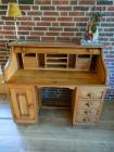 Zware secretaire met veel opbergruimte