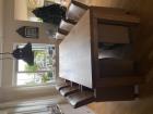 Eettafel en stoelen 