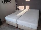 Gratis afhalen boxspring met 2 pocketvering matrassen 80 x 200 cm