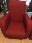 2 stoffen rode fauteuils 