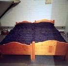 2x 1 persoons grenen bedden evt.incl. matras