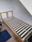 Een persoons Ikea bed met lattenbodem