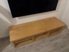 Gratis houten TV-meubel