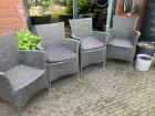 4 tuinstoelen met zitkussen 