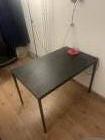  zwarte tafel  Ikea Sandsberg 