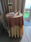 Bijzet/decoratie tafel met kleedjes