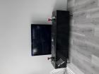 Tv-kast en salontafel