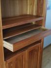 Teakhouten boekenkast met lade en kaatgedeelte