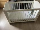 Baby bed / Ledikant