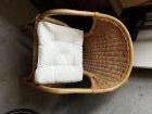 rotan stoeltje met kussentje 