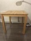 2  kleine eettafels