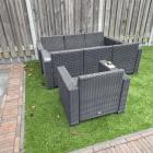 2 tuinbanken en stoel