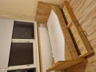 Steigerhouten 1 persoons bed.